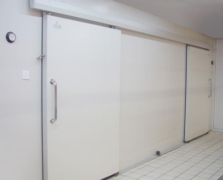 冷庫(kù)門要及時(shí)進(jìn)行維修檢查 山東冷庫(kù)維修